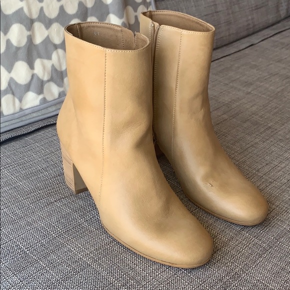 Tan vegan boot from Novacas - Size 41 (10 US) - Picture 5 of 7